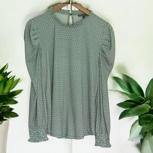 ADRIANNA PAPELL Blouse Green Smocked Shoulder Balloon Sleeve Blouse Size Medium